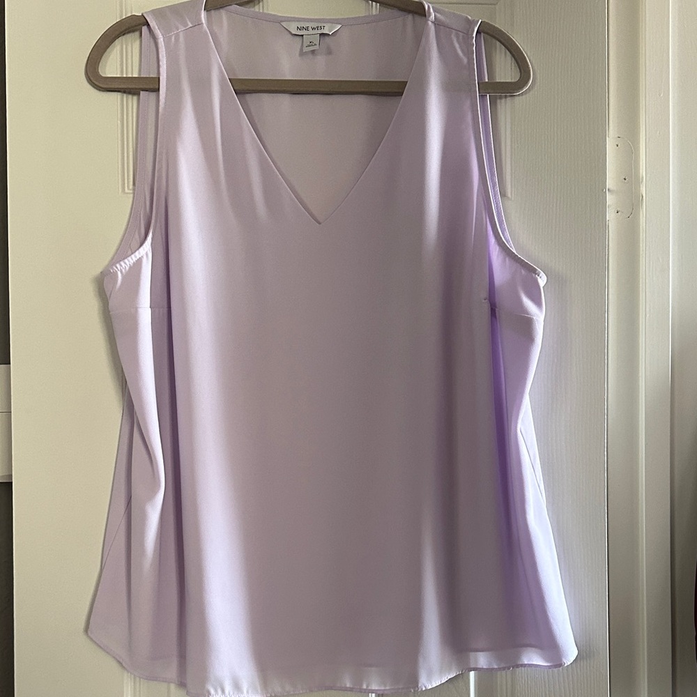 NWOT XL Nine West Women's Light Purple V-Neck Blouse